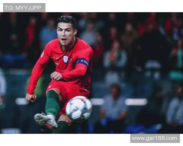 跨年之夜足球巨星登场,盘点那些在新年之际闪耀全场的球员与精彩瞬间 跨年之夜足球巨星登场,盘点那些在新年之际闪耀全场的球员与精彩瞬间