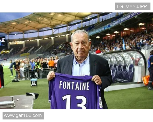 法国足球历史上最具影响力的十大球星盘点与传奇回顾 法国足球历史上最具影响力的十大球星盘点与传奇回顾